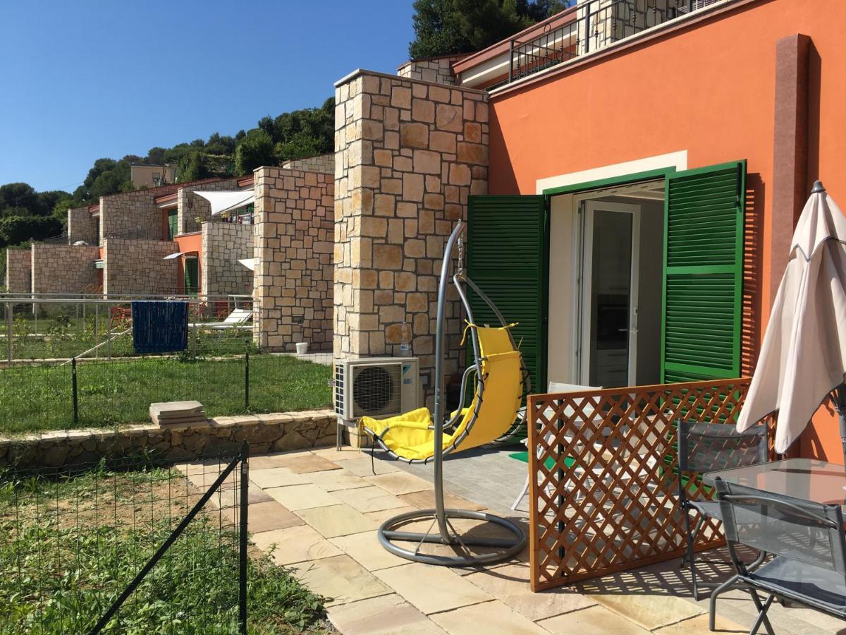 Apartment La Casa Del Mare : Cozy With Seaview And Garden Ventimiglia